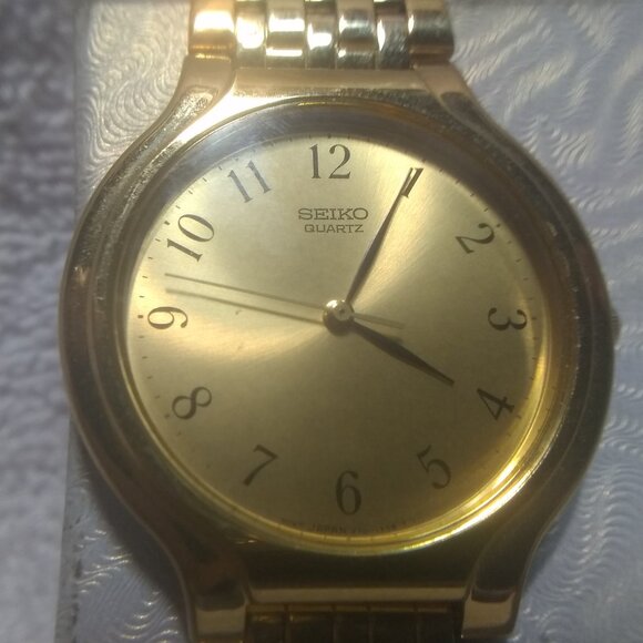 Seiko Quartz Watch V701-6K69 Thin All Gold Bracelet Men New Bat Clear Great !!! - Picture 4 of 13